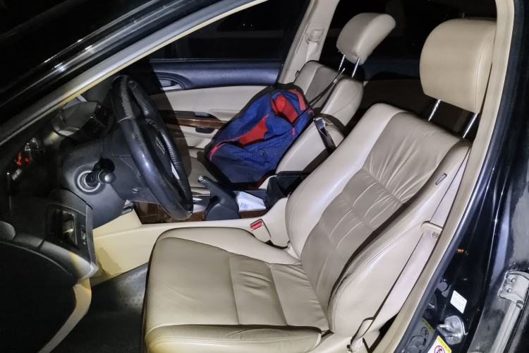 Used Honda Accord 2012 2.0L SE
