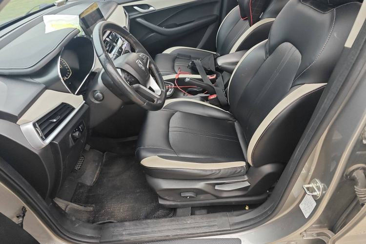 Used Baojun 360 2019 1.5L CVT Luxury Model China VI Emission Standard