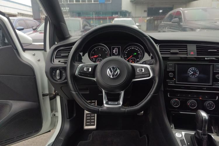 Used Volkswagen Golf 2018 280TSI Automatic R-Line Model