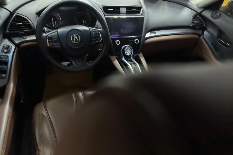 Used Acura CDX 2016 1.5T Two-Wheel Drive Deluxe Edition