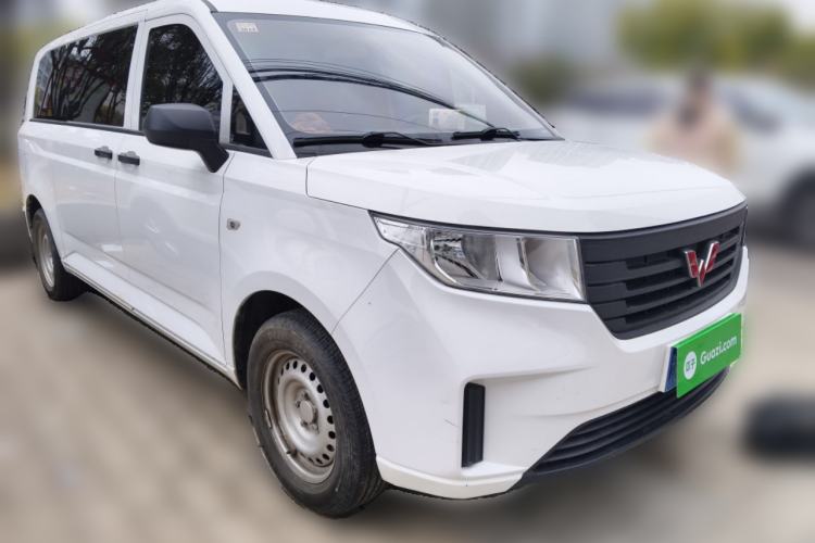 Used Wuling Zhengcheng 2021 1.5T Manual Comfort Version Front Right 45 Deg