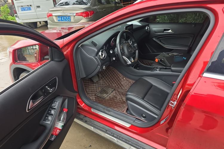 Used Mercedes-Benz GLA 2019 GLA 200 Fashion Model Driver Seat