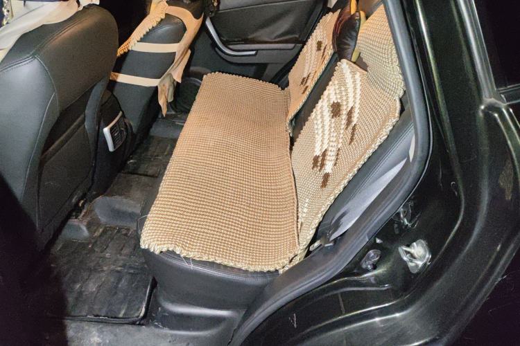 Used GAC Trumpchi GS5 2014 2.0L Automatic Two-Wheel Drive Anniversary Value Edition Left Rear Seat