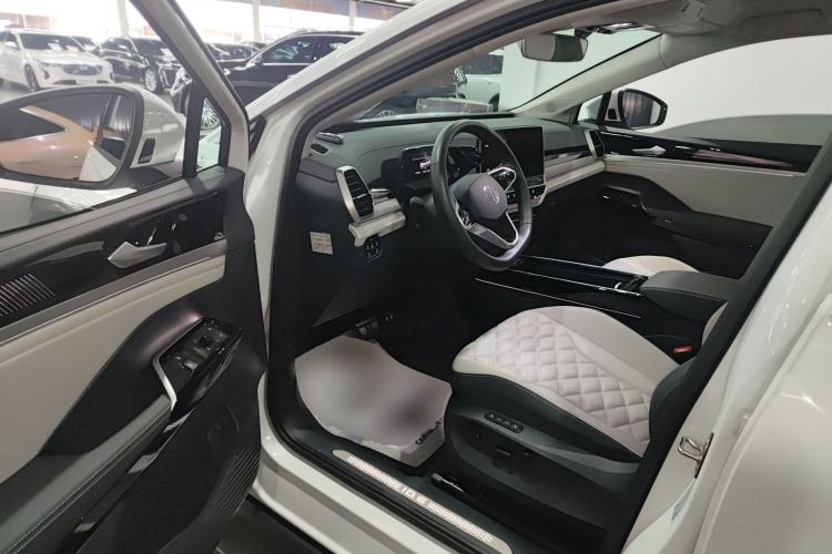 Used Volkswagen ID.6 CROZZ 2021 Long-Range PRO Edition Driver Seat