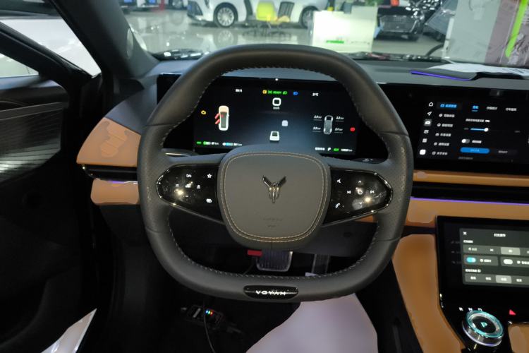 Used VOYAH PASSION 2024 PHEV Four-Wheel Drive Ultra-Long Range Flagship Model Steering Wheel