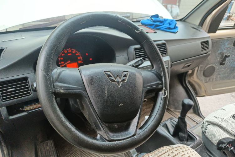 Used Wuling Rongguang 2015 1.2L S Base Model CNG