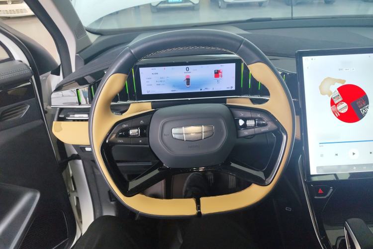 Used Geely Auto FX11 2023 1.5TD DCT Prestige Edition
