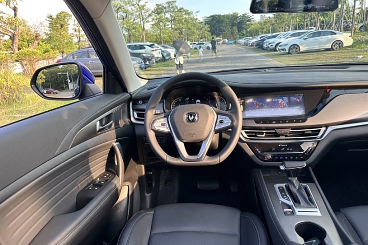 Used Changan CS35PLUS 2019 1.4T DCT Smart Connect Blue Whale Edition
