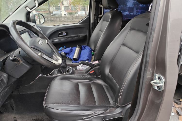 Used Jinbei Gold Hiace 2021 1.5L Passenger Vehicle Engineering Lion 7 Seats