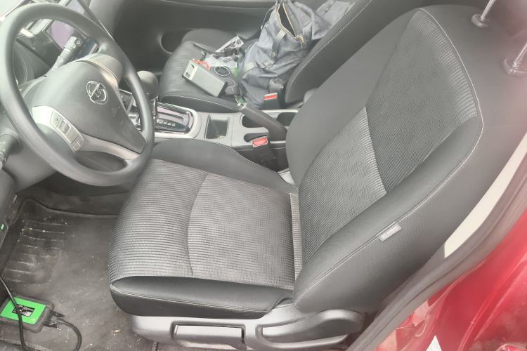 Used Nissan Tiida 2016 1.6L CVT Cool Dynamic Edition