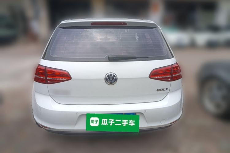 Used Volkswagen Golf 2016 1.6L Automatic Fashion Model