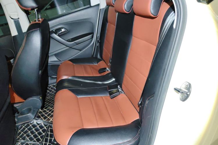 Used Volkswagen Polo 2016 1.4L Manual Fashion Model
