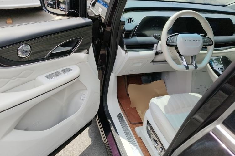 Used FORTHING Xinghai V9 2024 1.5TD 200km Chinese Knot Series Premium Edition Driver Seat