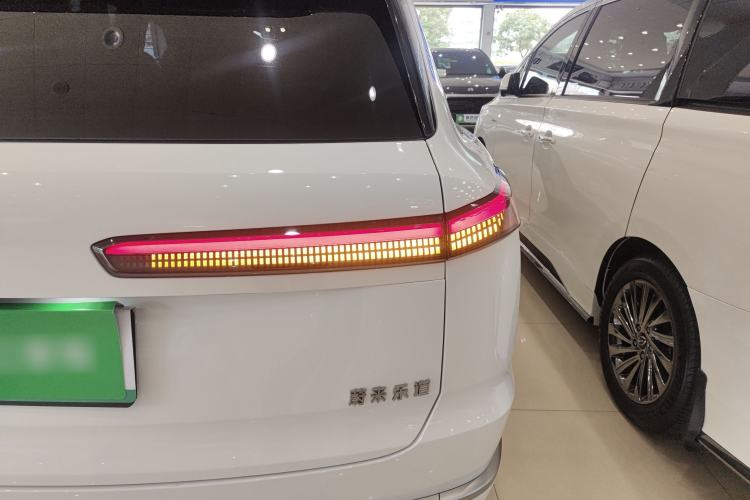 Used ONVO Luxeed L90 2025 Model—Max Six-Seater Version