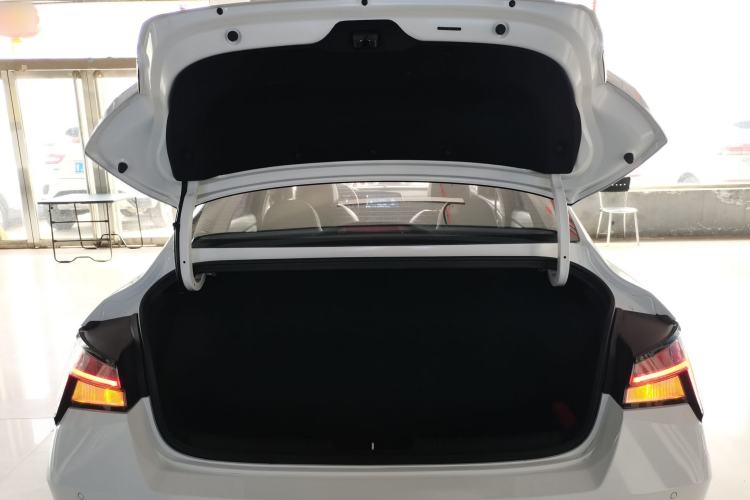 Used Hyundai Elantra 2022 1.5L CVT LUX Prestige Edition Trunk