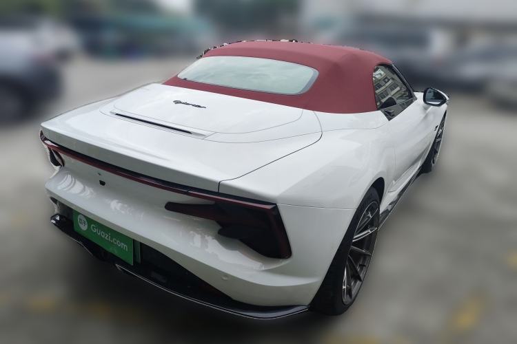 Used MG Cyberster 2024 520 km Legendary All-Wheel-Drive Red Canopy Version
