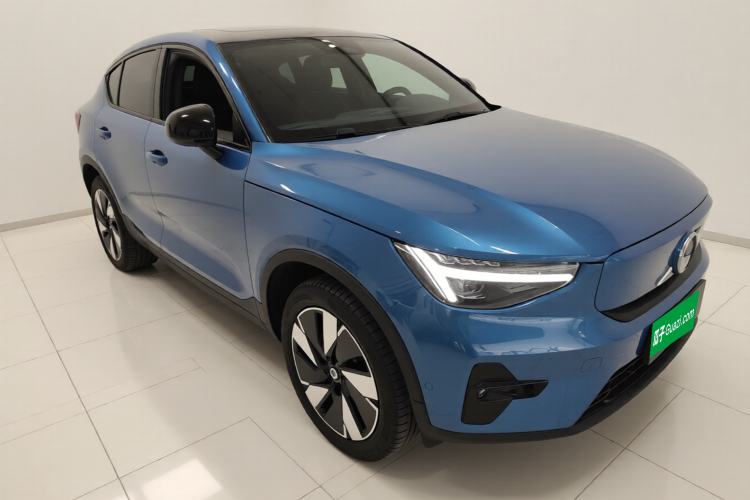 Used Volvo C40 2024 Long-Range PRO Version