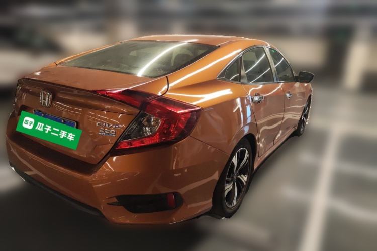 Used Honda Civic 2016 220TURBO CVT Prestige Edition
