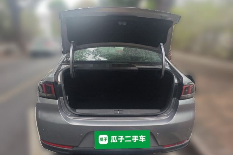 Used Peugeot 308 2016 1.6L Manual Fashion Edition
