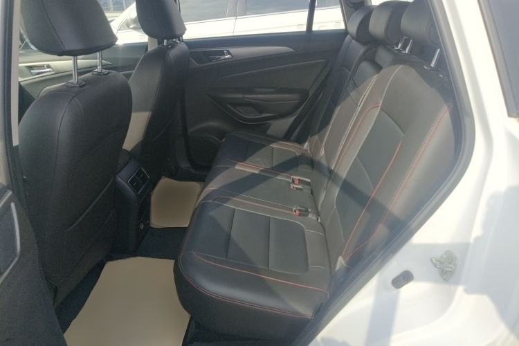 Used CHANGAN CS75 2014 1.8T Automatic Elite Model China IV Standard Left Rear Seat