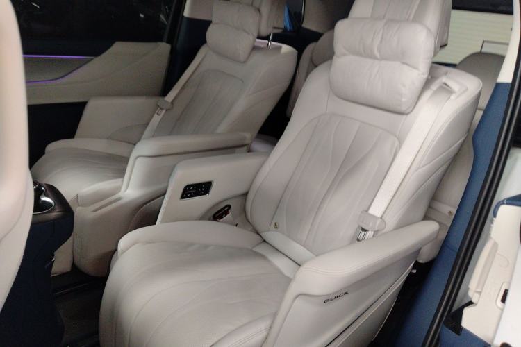 Used Buick GL8 New Energy 2024 Lu Zun Luxury Edition 7-Seater
