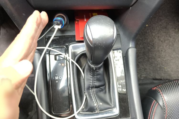 Used Mazda 3 Axela 2017 Hatchback 2.0L Automatic Luxury Model Emission Standard China V