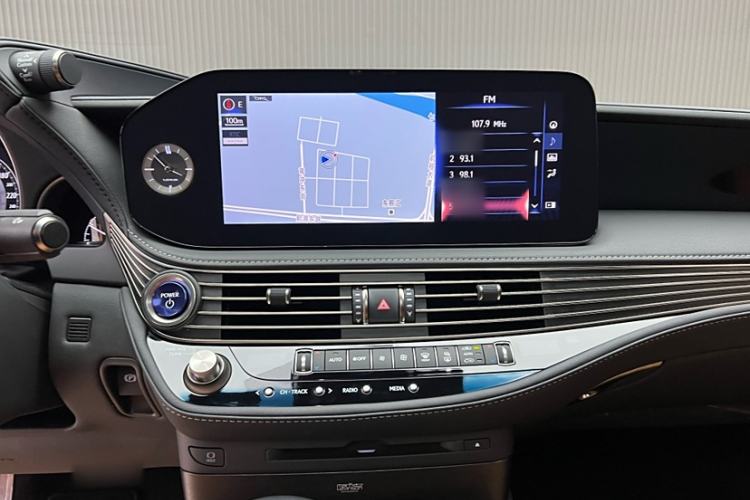 Used Lexus LS 2021 500h Luxury Edition
