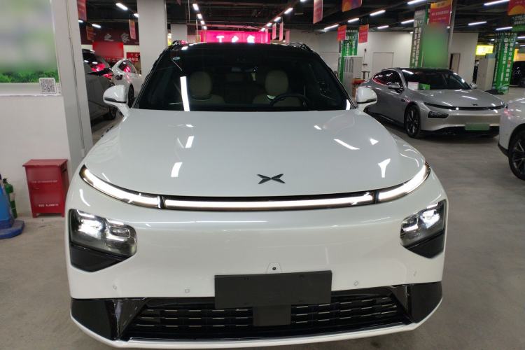 Used XPeng G9 2025 625 Long-Range Max Front