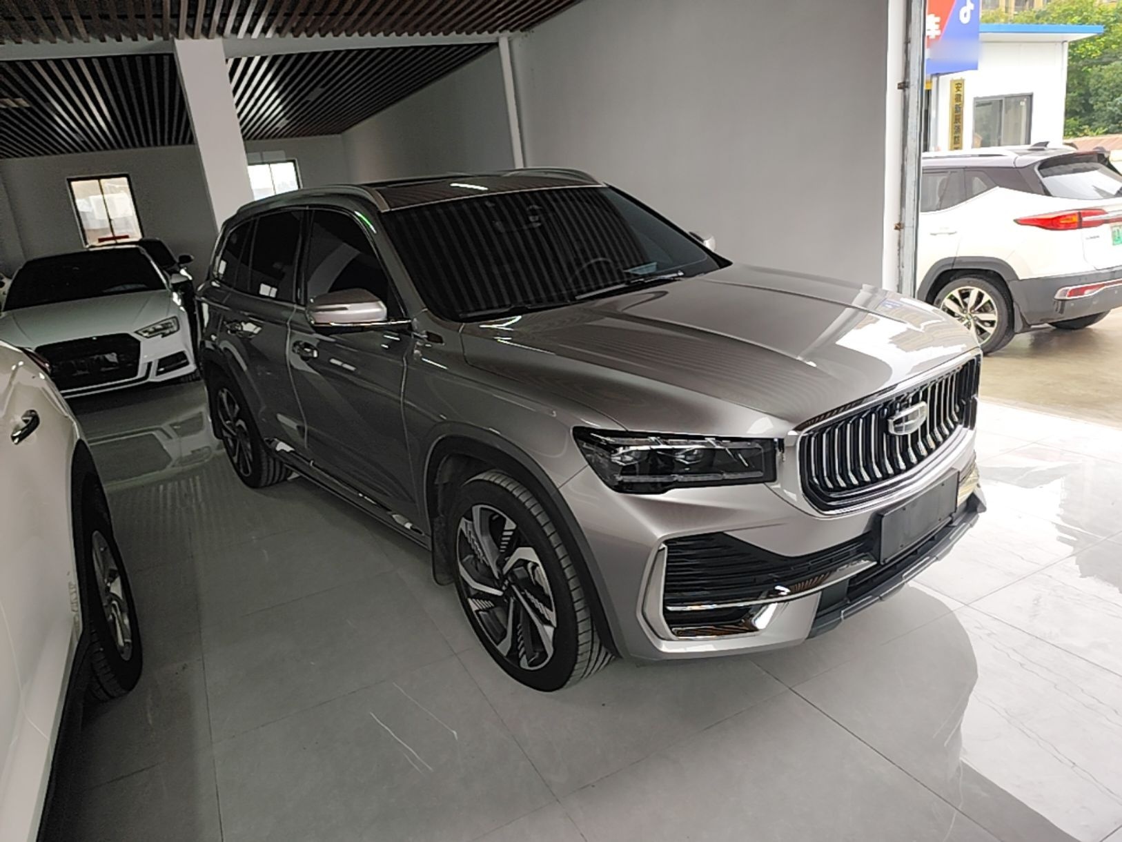 Geely Auto Monjaro L 2024 2.0TD High-Power Automatic Two-Wheel Drive Skyline Edition — снимка 3