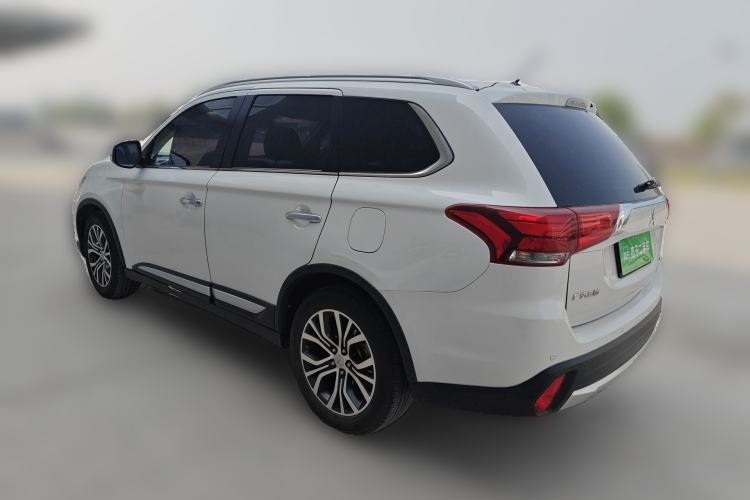 Used Mitsubishi Outlander 2016 2.4L 4x4 Elite Edition 5 Seats