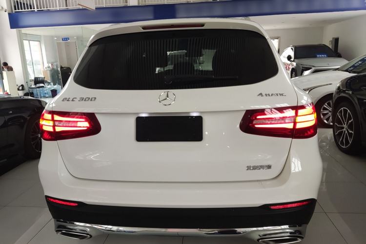 Used Mercedes-Benz GLC 2016 GLC 300 4MATIC Luxury Model