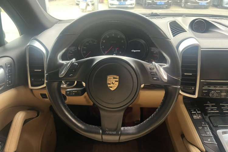 Used Porsche Cayenne 2014 Cayenne Platinum Edition 3.0T