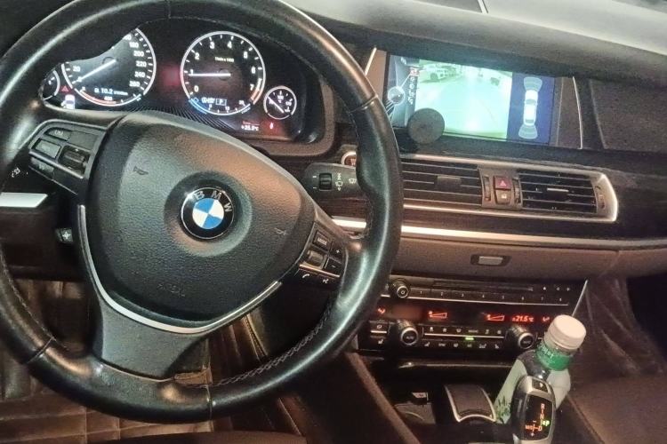 Used BMW 5 Series GT 2014 528i Luxury Edition
