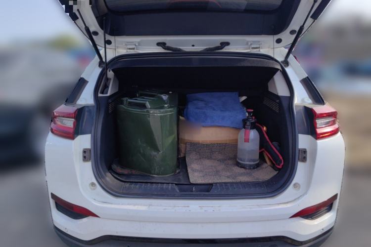 Used Hongqi E-HS3 2019 Zhilian Qiling 4x4 Edition Trunk