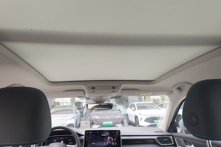 Used Volkswagen Tayron GTE Plug-in Hybrid 2023 280TSI Luxury Plus Advanced Edition Headliner