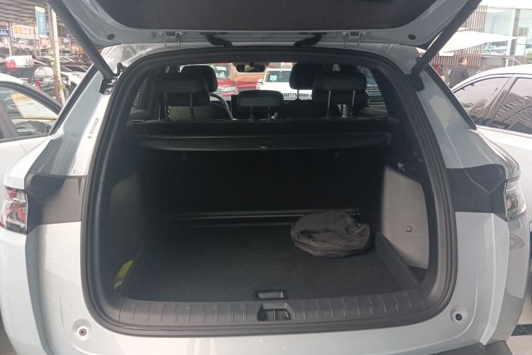 Used BYD Song L DM-i 2025 Intelligent Driving Version 160 km Beyond-Range Type
