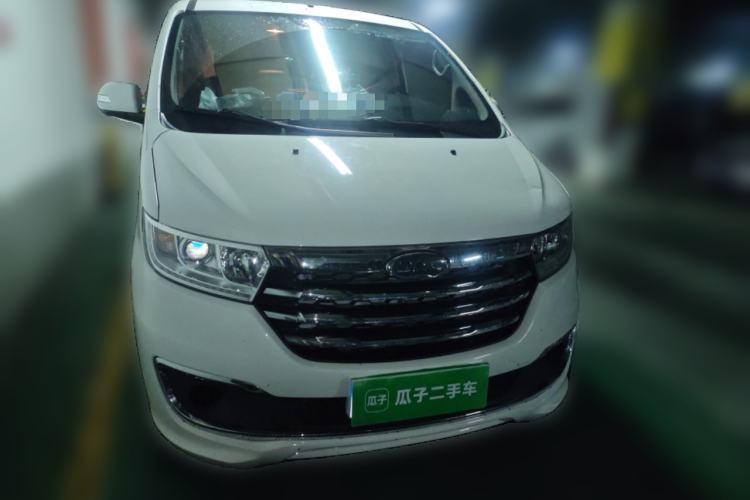 Used JAC Refine M3 2025 PLUS 1.8L Manual Classic Edition 7 Seats Front