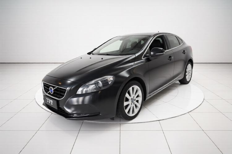 Used Volvo V40 2016 T4 Smart Luxury Edition Guazi used car, China used car export, Used car for sale, Used  cars, Cheapest cars for sale