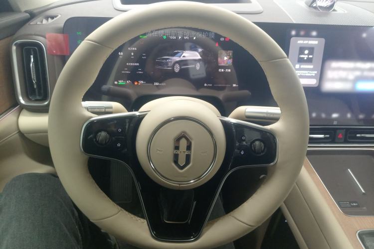 Used Hima AITO M9 2024 Range-Extended Ultra Version 42 kWh 6-Seater Model Steering Wheel