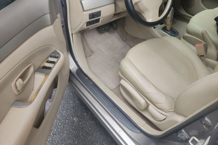 Used Nissan Sylphy 2012 Classic 1.6XE Automatic Comfort Edition

