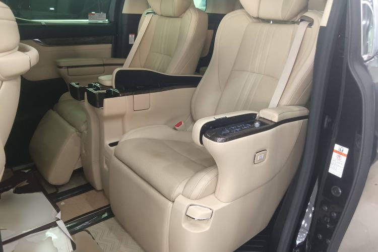 Used Toyota Alphard 2020 Dual-Engine 2.5L Prestige Edition