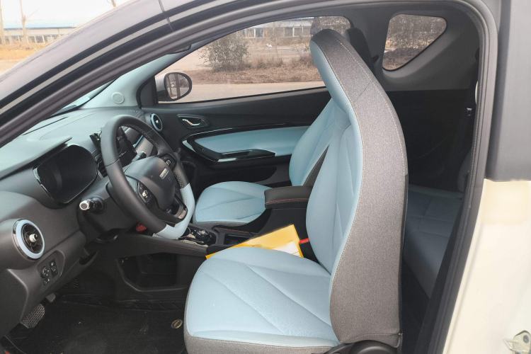 Used Chery Little Ant 2022 Sweet Pink Edition Half-Sugar Version 3-Cell Lithium 30kW 301km