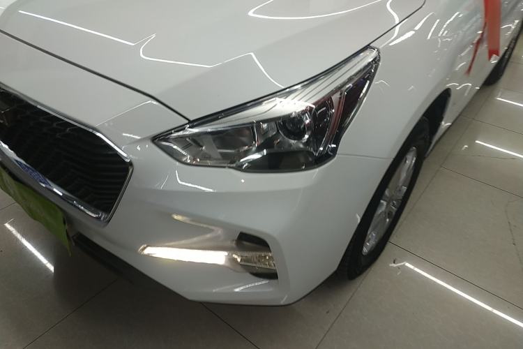 Used Haval M6 2018 1.5T Manual Two-Wheel Drive Elite Model Left Front Headlight