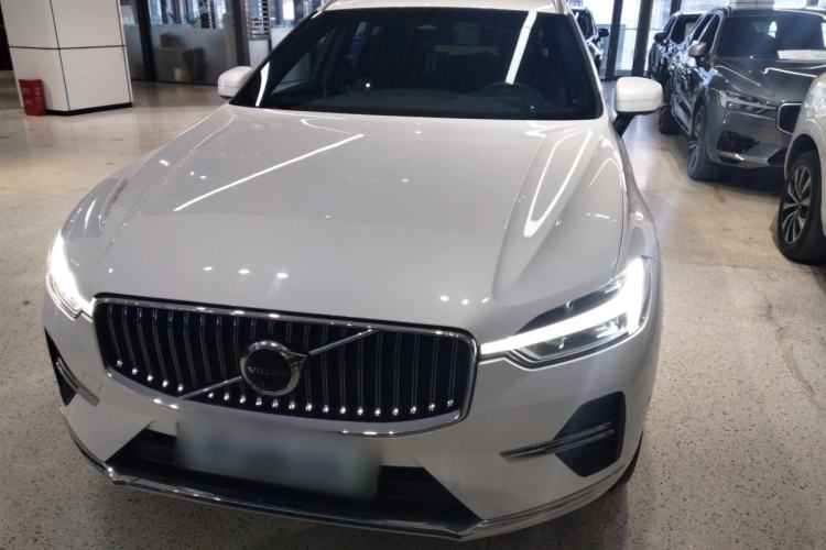 Used Volvo XC60 New Energy 2023 T8 Plug-in Hybrid Long-Range All-Wheel Drive Smart Luxury Edition