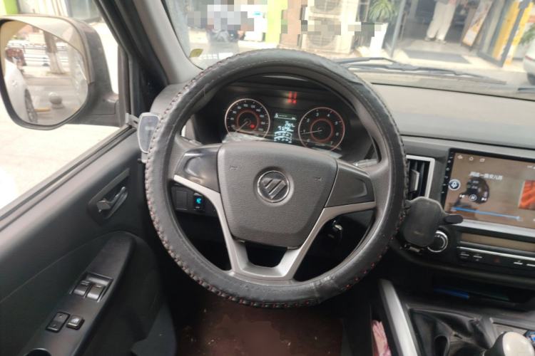 Used Foton Scenic G5 2024 2.4L CNG Commercial Version Open-Window 5/6-Seater 4K22C4M
