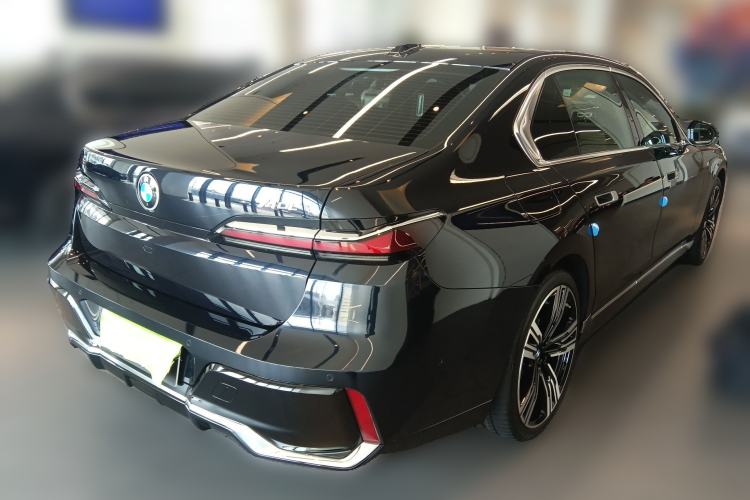 Used BMW 7 Series 2023 740Li Leading Model M Sport Package Rear Right 45 Deg