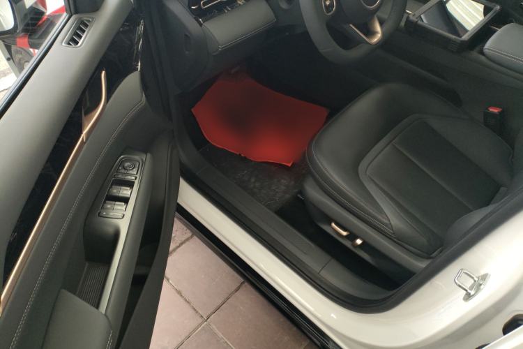 Used Wuling Xingguang 2025 70km Smart Standard Version Driver Seat