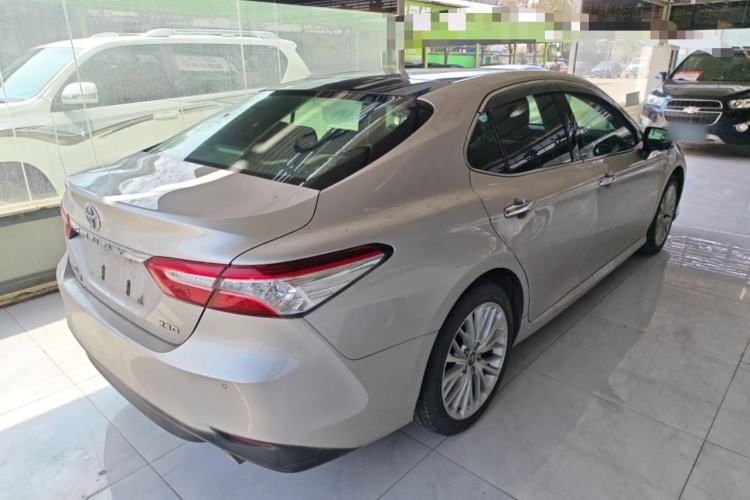 Used Toyota Camry 2018 2.5G Luxury Edition Rear Right 45 Deg