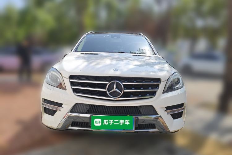 Used Mercedes-Benz M-Class 2014 ML 400 4MATIC Dynamic Model
