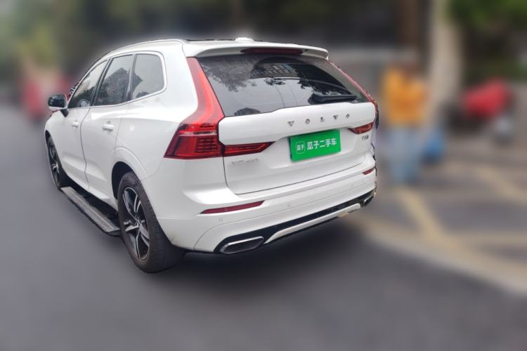 Used Volvo XC60 2019 T5 4x4 Smart & Dynamic Sport Edition China VI Standard